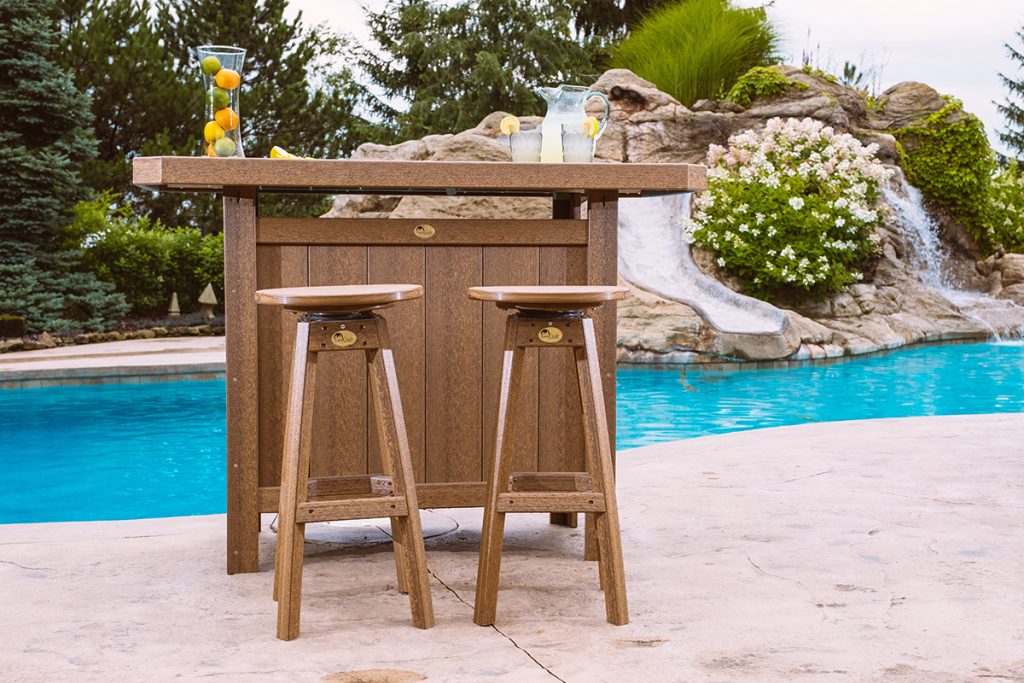 poly serving bar with poly bar stools antique mahogany 1024x683 1